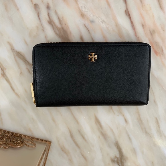 NEW- Tory Burch  Continental Wallet - Picture 3 of 7